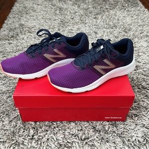New Balance womans Running Course sneaker size 8 in purple and navy